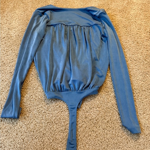 Free People Blue Long Sleeve Bodysuit - Picture 2 of 8